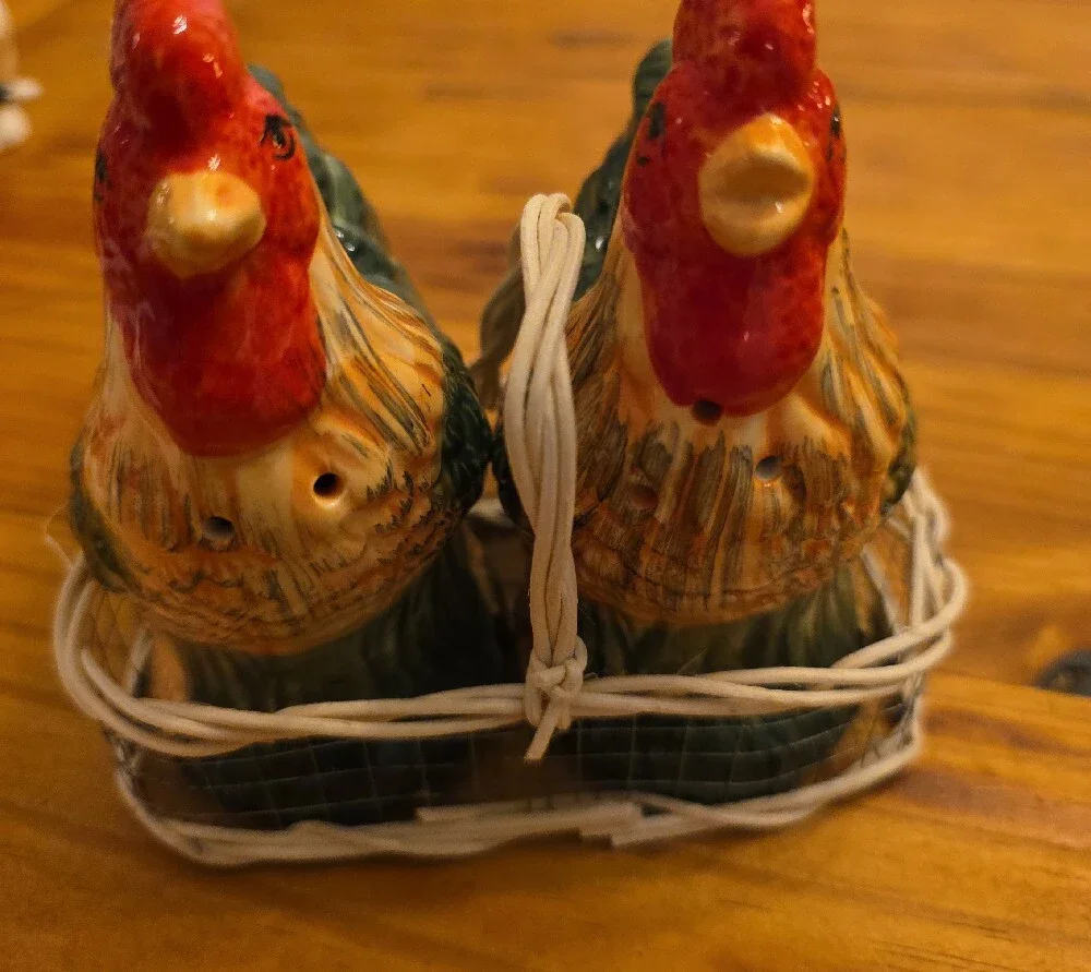 Ceramic Rooster Salt and Pepper Shaker Set - Red and Green In A Basket